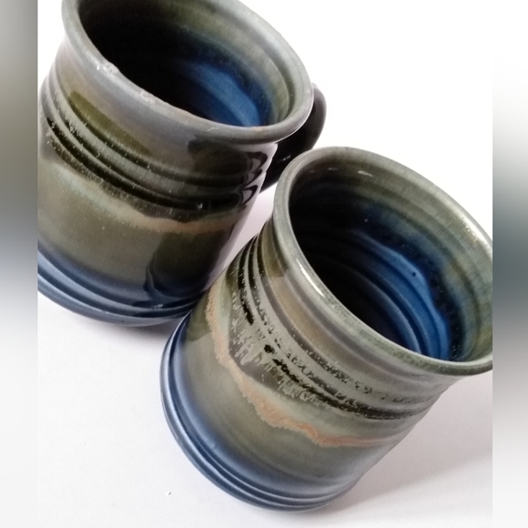 Ceramic Connie Pike Mugs Set of 2 - Picture 5 of 11